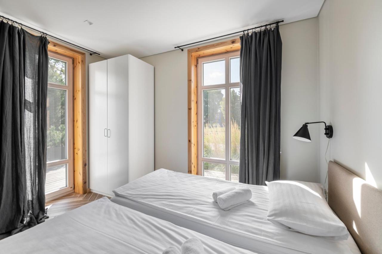 Uz Juru Mariu Juodkrantė Quarto foto