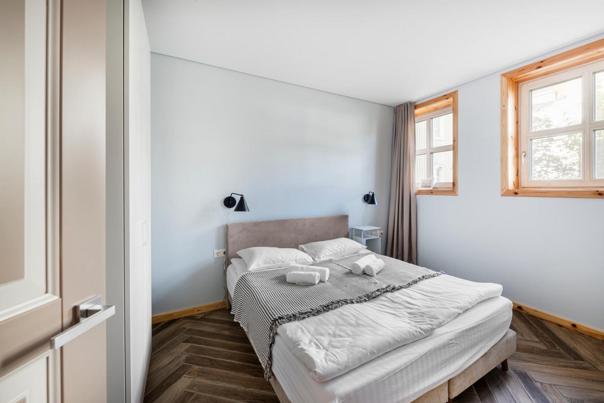Uz Juru Mariu Juodkrantė Quarto foto