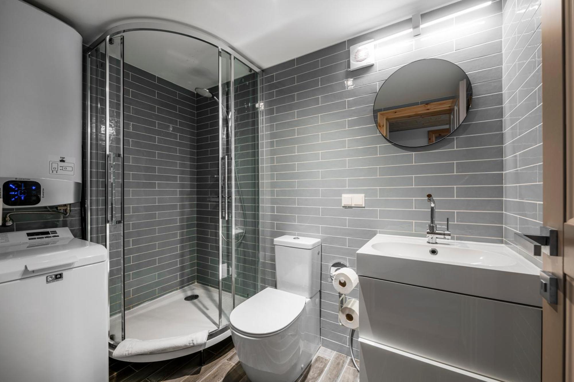 Uz Juru Mariu Juodkrantė Quarto foto
